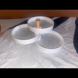 The 2 bandits-TIERED CATCHALL TRAY